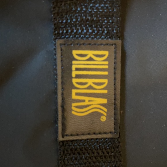 Bill Blass weekend travel duffel bag carry on  new - Picture 2 of 3